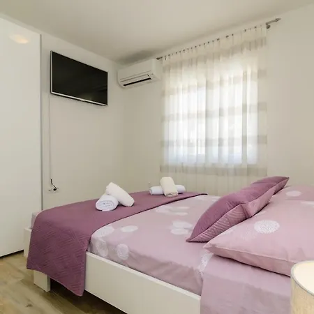 Гостьовий будинок Privat Luka Задар